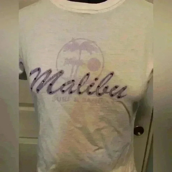 VTG Hank lavender malibu graphic white t-shirt medium  *see graphic damage as sh - Picture 2 of 7